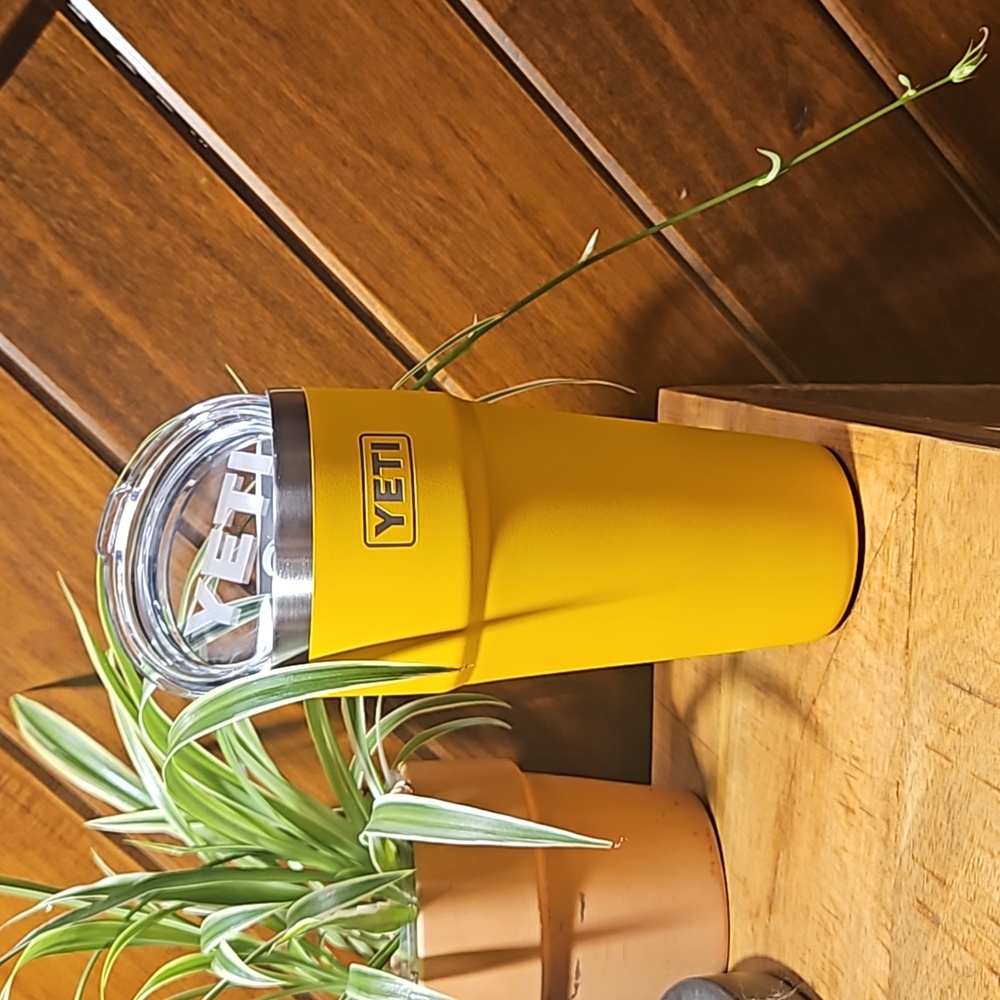 Limited edition Alpine Yellow Yeti Cup